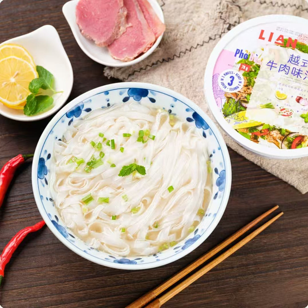 LIAN-Pho-Bo-Vietnamese-Style-Beef-Flavour-Instant-Rice-Noodles-70g-x-12-–-Limited-Import-2