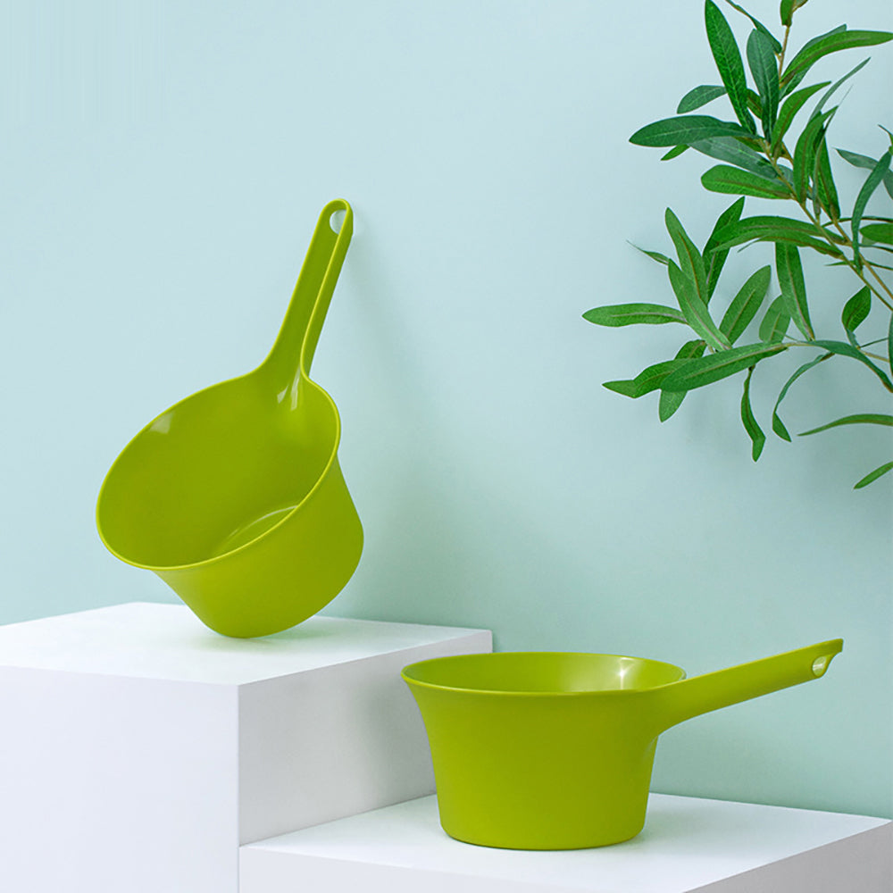 Chahua-Universal-Large-Water-Scoop---Random-Green-or-Orange-X2-1