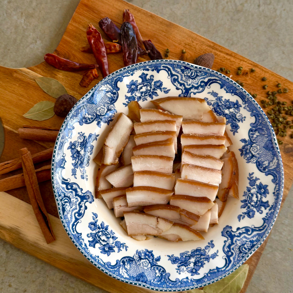 Xiang-Jiu-Ji-Frozen-Braised-Pork-Jowl-(Master-Stock-Marinated)-–-250g-2
