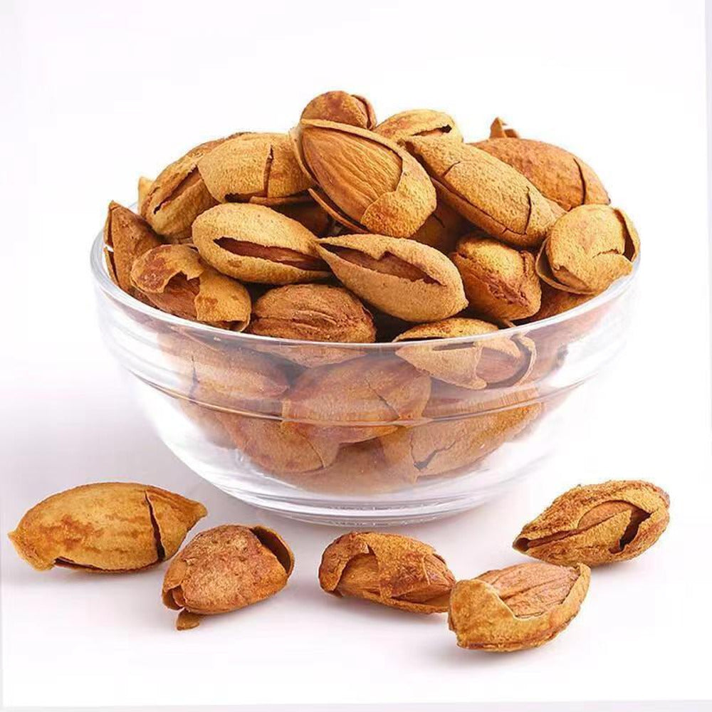 three-squirrels-hand-peeled-almonds-120g-roasted-almond-snack-2