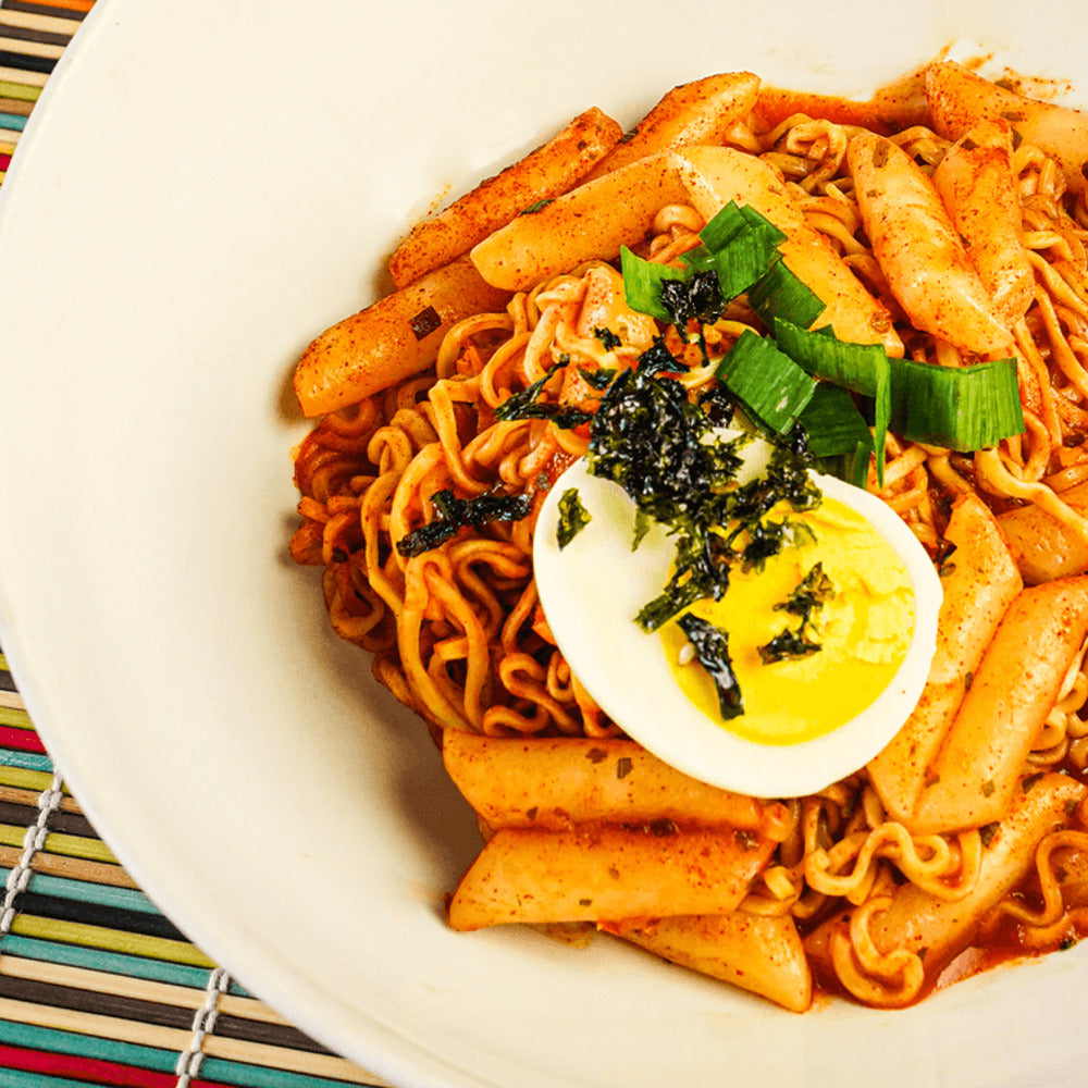 Yopokki-Sweet-&-Spicy-Rapokki---145g-1