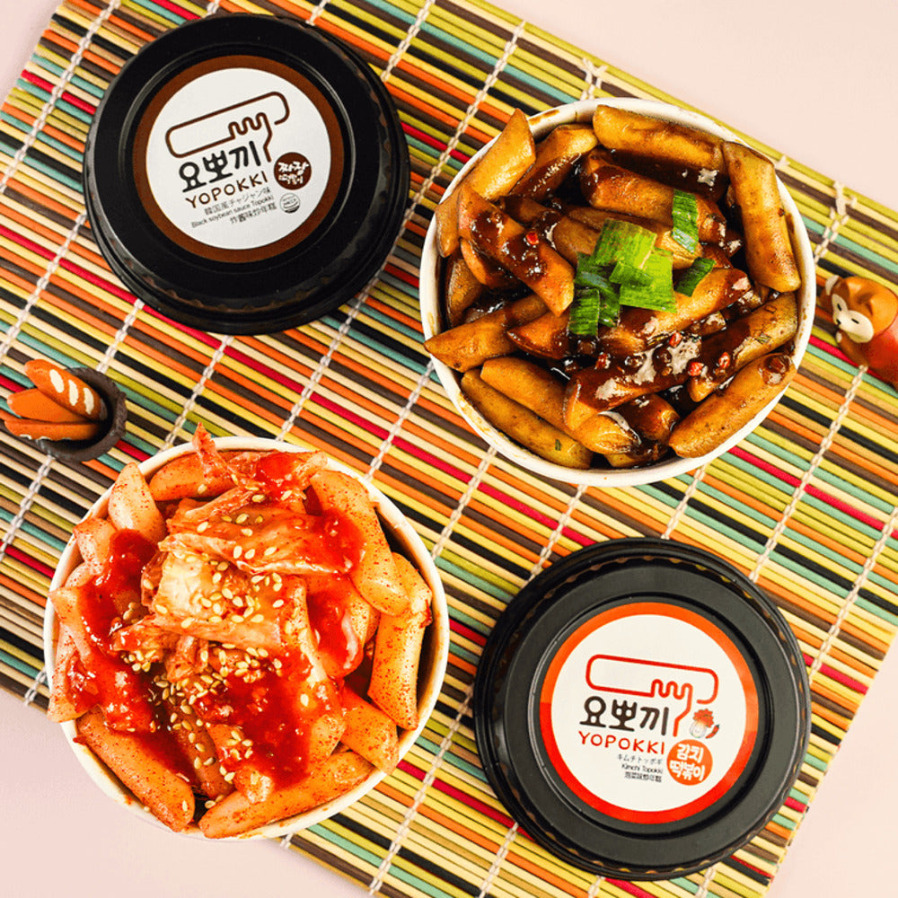 Yopokki-Black-Bean-Sauce-Tteokbokki-Cup-(Jjajang)-120g---Korean-Instant-Rice-Cake-2