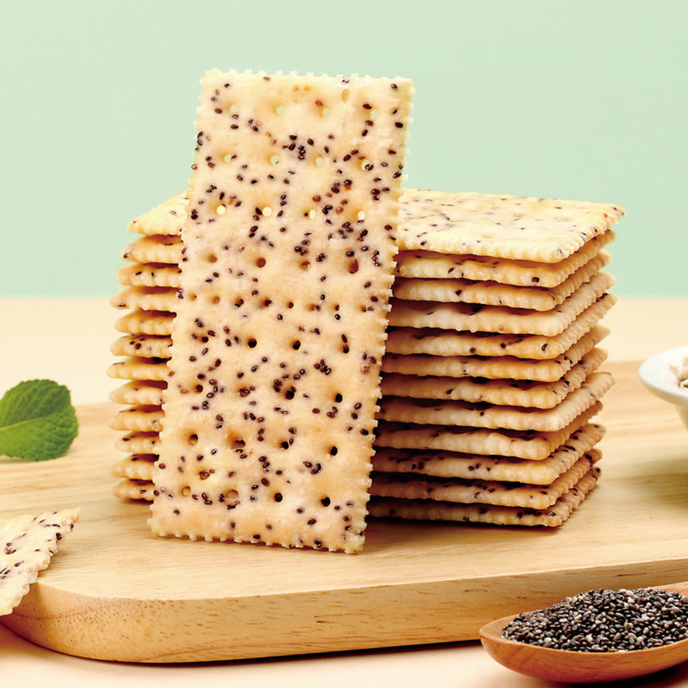 Guangzhou-Restaurant-Chia-Seed-Oats-Soda-Crackers-1.5kg-(with-New-Zealand-Butter)-–-Limited-Import-3