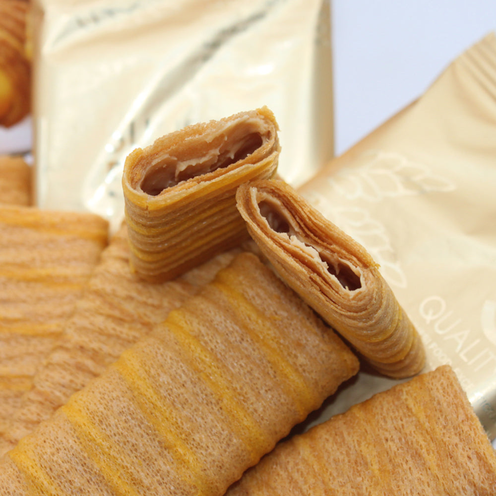 Vina-Filled-Egg-Crisp-with-Salted-Egg-Yolk-and-Cheese-Flavor---100g-1