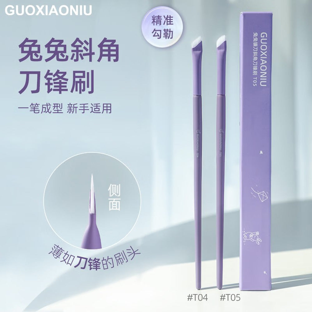 Guoxiaoniu-Bunny-Angled-Makeup-Brush-T04-3