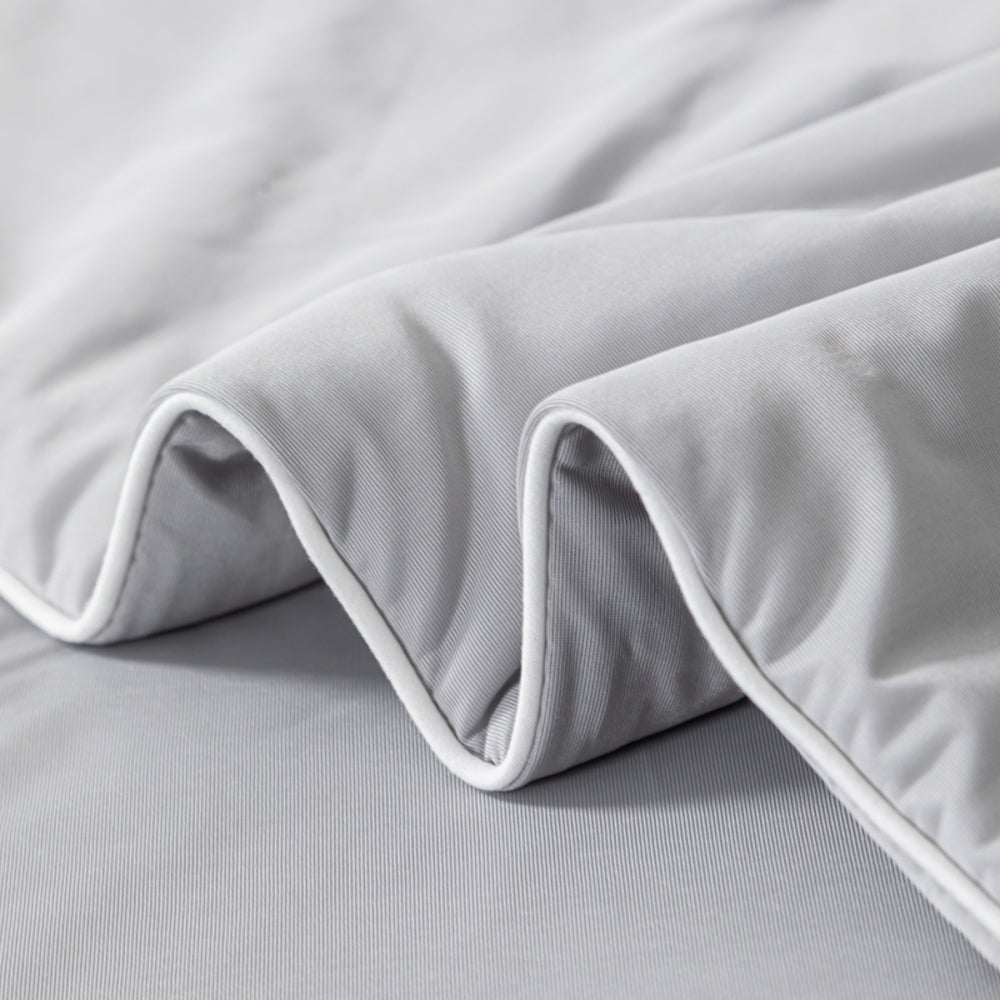 Heartin Spring/Summer Quilt Grey King-1