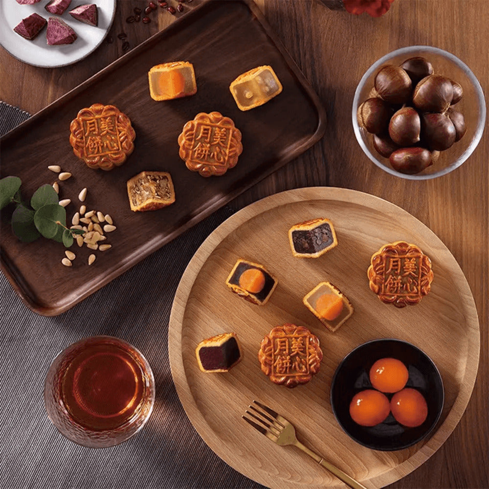 Maxim's-Starry-Pearl-Assorted-Mooncakes-Gift-Box-–-9-Pieces,-630g-4