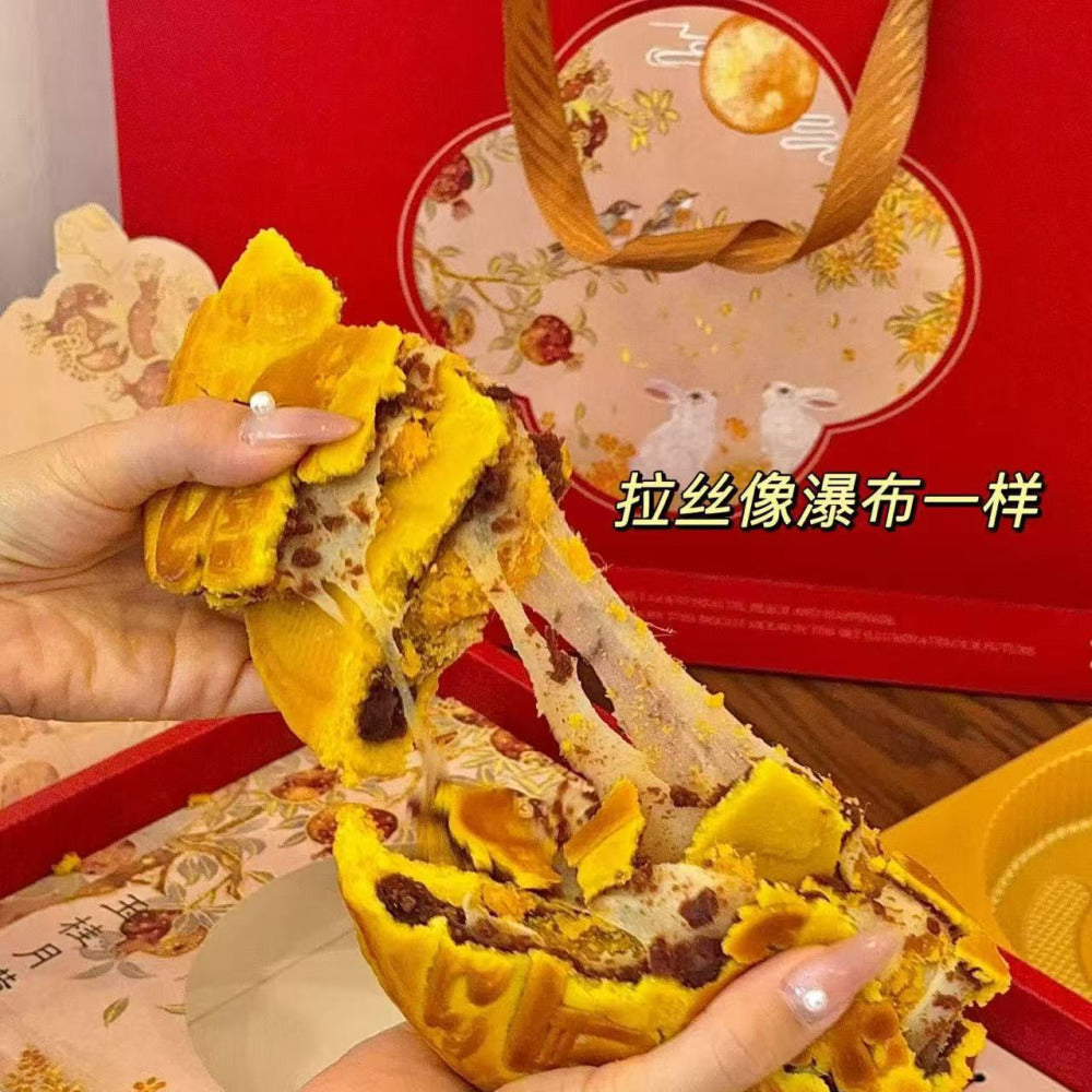 YOONA-Baking-Giant-Mooncake-with-Red-Bean,-Mochi-&-Salted-Egg-Yolk-500g-–-Gift-Box-with-Bag---Mid-Autumn-Festival-Gift-6