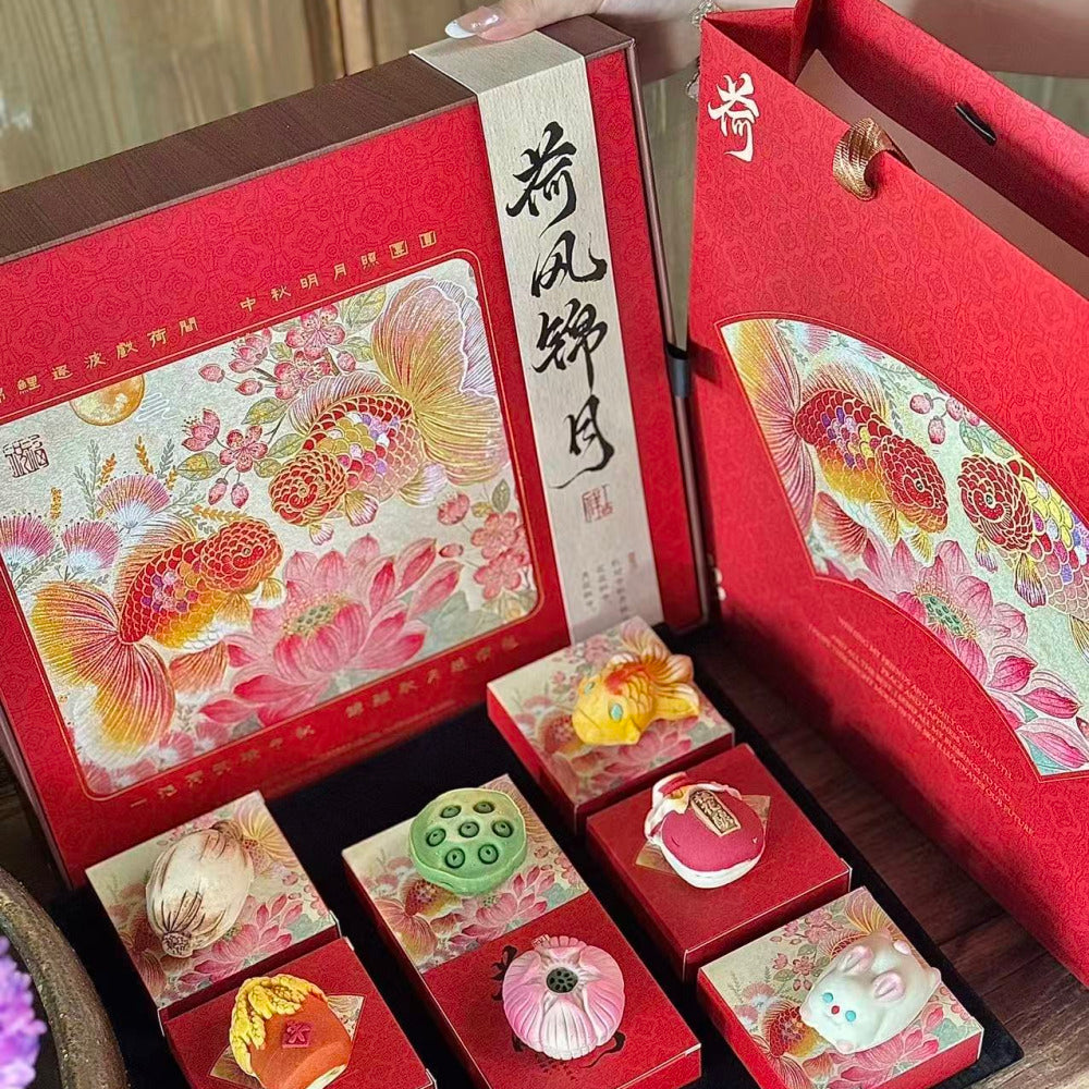 YOONA-Baking-Lotus-Breeze-Mid‑Autumn-Mooncake-Gift-Box-–-8-Pieces-with-Gift-Bag-6