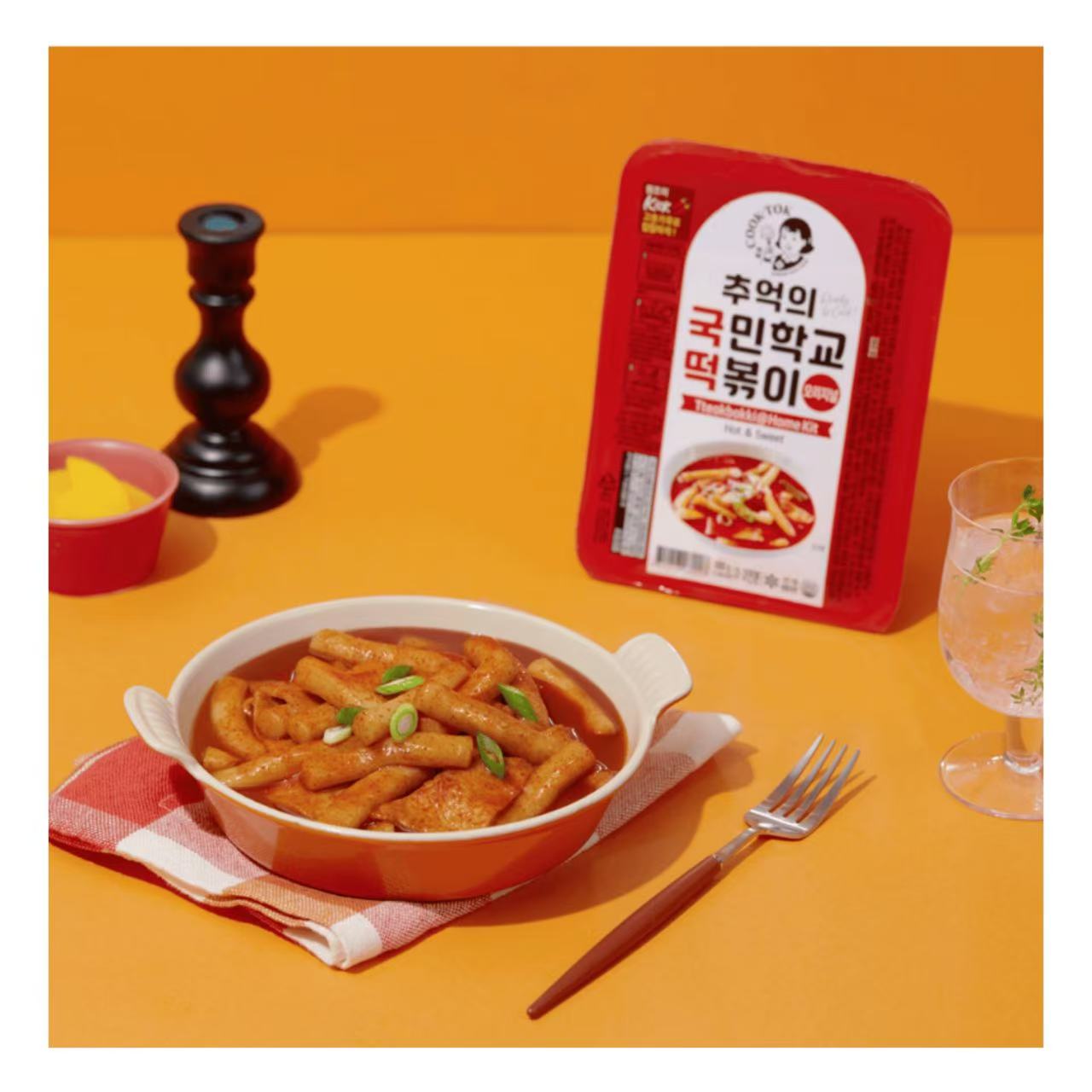 COOK-TOK-Frozen-Korean-Tteokbokki-(Hot-&-Sweet,-Original)-600g-–-Topokki-Rice-Cake-Stir-Fry-Kit-1