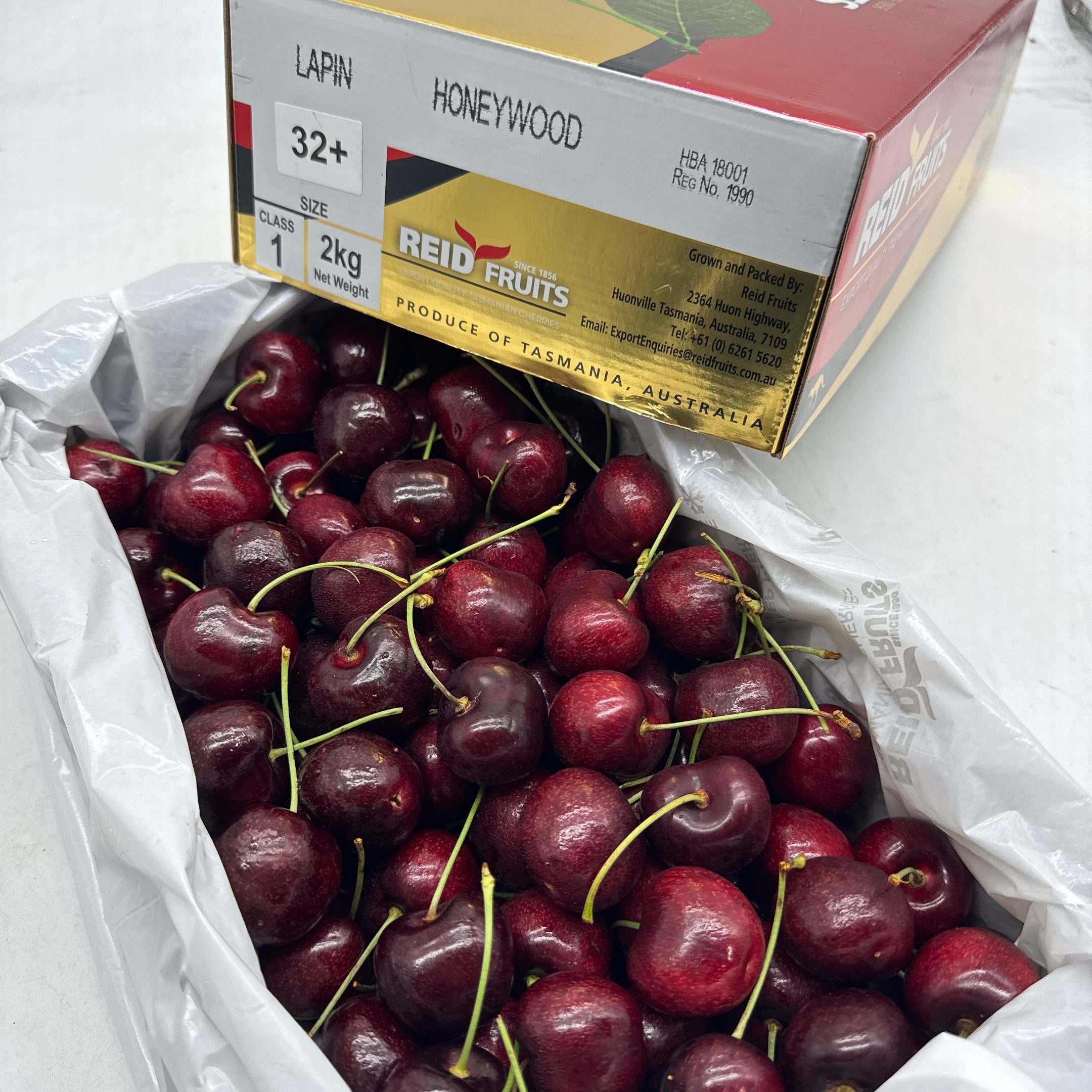 Reid-Lapin-Premium-Cherry-Gift-Box---32mm+---2kg-1